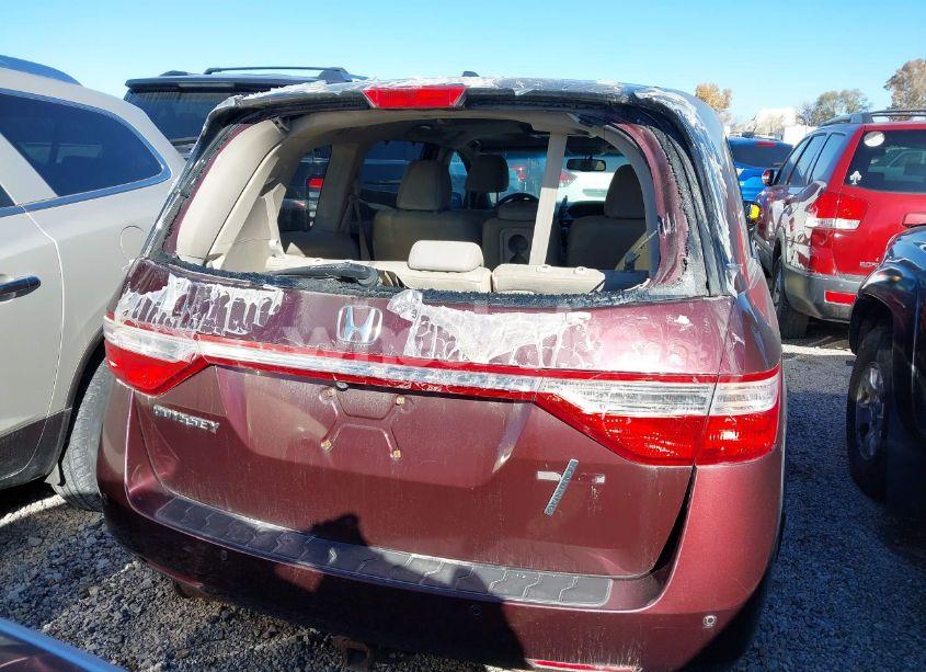 Photo 16 of 2013 Honda Odyssey TOURING/TOURING ELITE (VIN 5FNRL5H98DB010913)