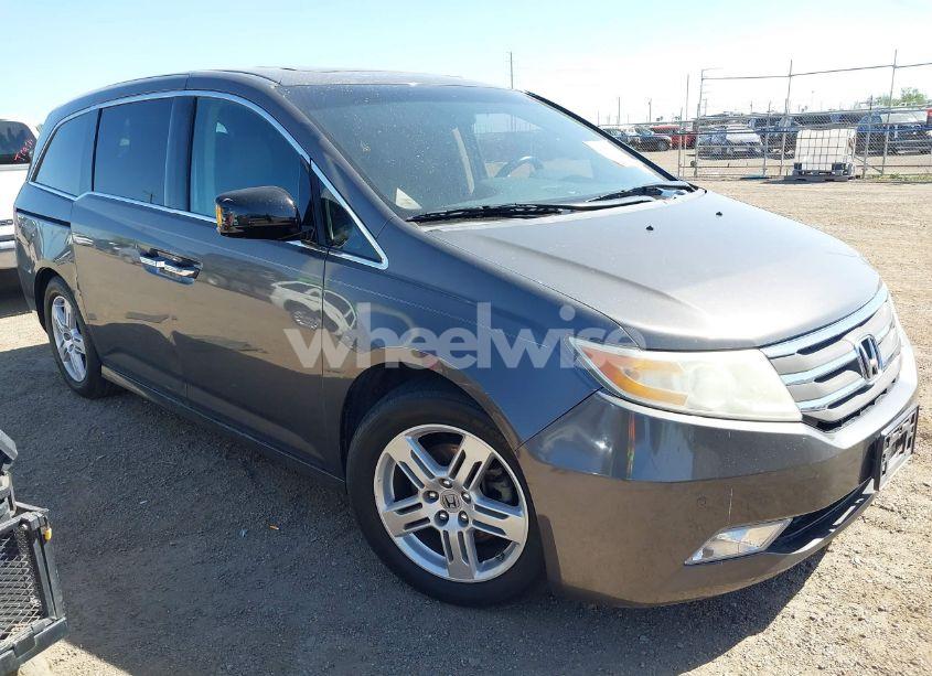 2013 Honda Odyssey TOURING/TOURING ELITE (VIN 5FNRL5H98DB085627) main photo