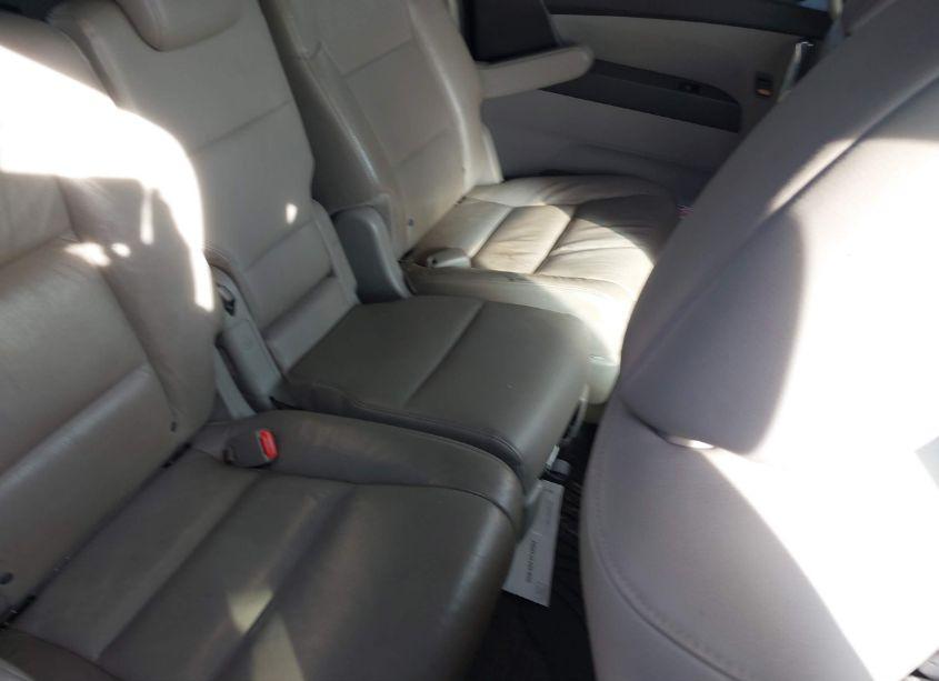 Photo 8 of 2014 Honda Odyssey TOURING/TOURING ELITE (VIN 5FNRL5H98EB055965)