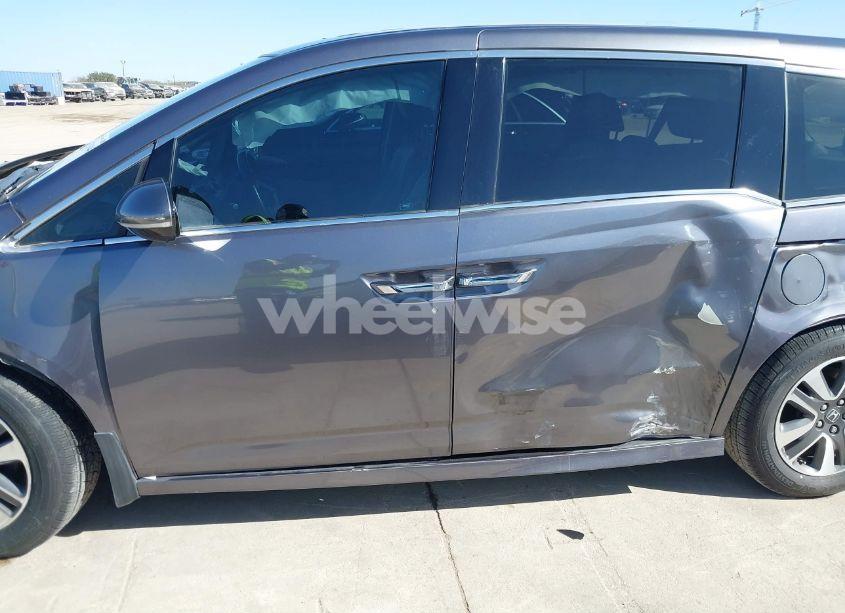 Photo 14 of 2015 Honda Odyssey TOURING/TOURING ELITE (VIN 5FNRL5H98FB087767)