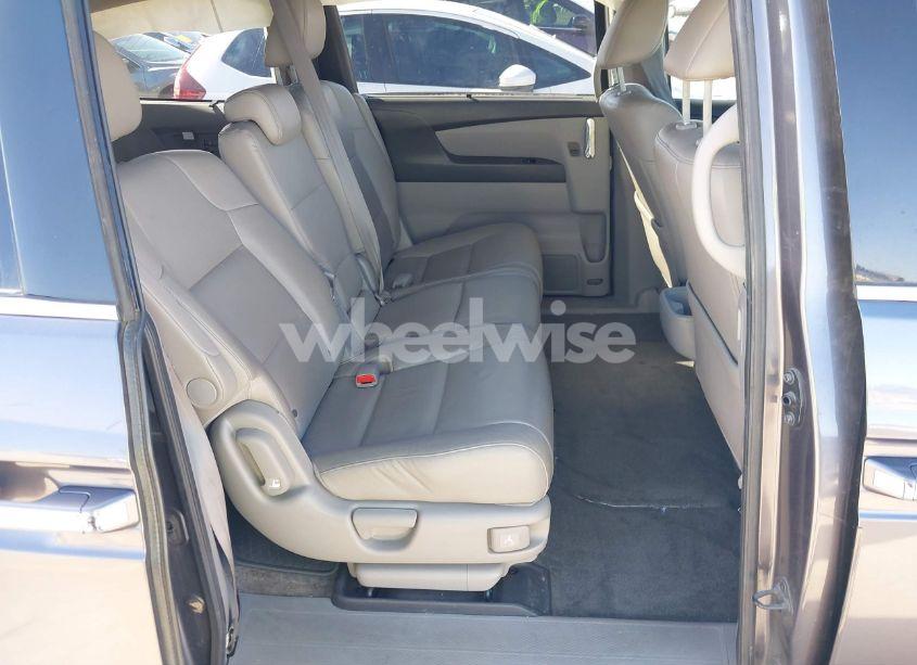 Photo 8 of 2015 Honda Odyssey TOURING/TOURING ELITE (VIN 5FNRL5H98FB087767)