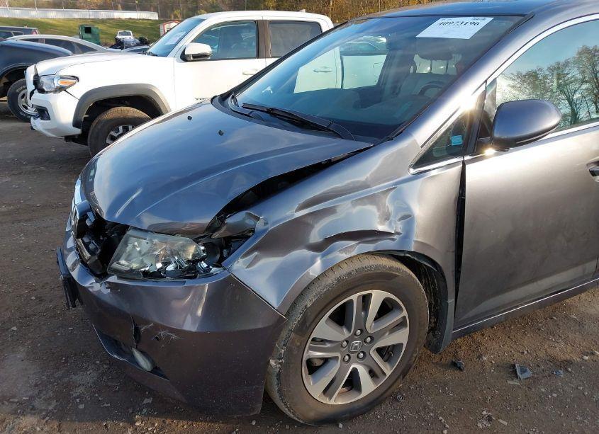 Photo 6 of 2015 Honda Odyssey TOURING/TOURING ELITE (VIN 5FNRL5H98FB127183)