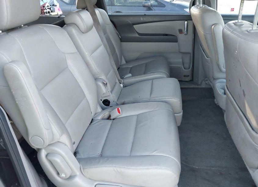 Photo 8 of 2015 Honda Odyssey TOURING/TOURING ELITE (VIN 5FNRL5H98FB127183)