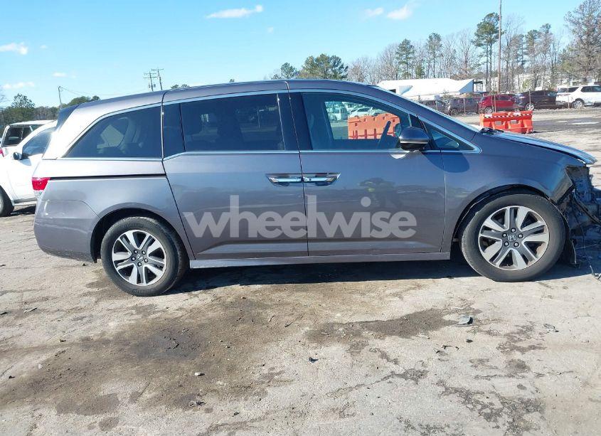 Photo 13 of 2016 Honda Odyssey TOURING/TOURING ELITE (VIN 5FNRL5H98GB024122)
