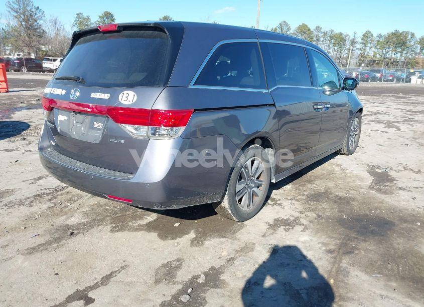 Photo 4 of 2016 Honda Odyssey TOURING/TOURING ELITE (VIN 5FNRL5H98GB024122)