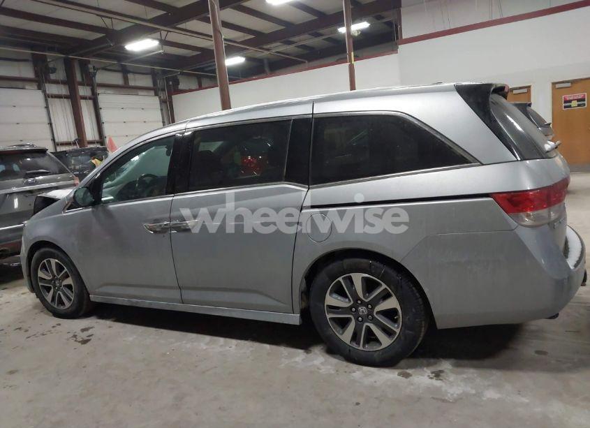 Photo 14 of 2016 Honda Odyssey TOURING/TOURING ELITE (VIN 5FNRL5H98GB033189)