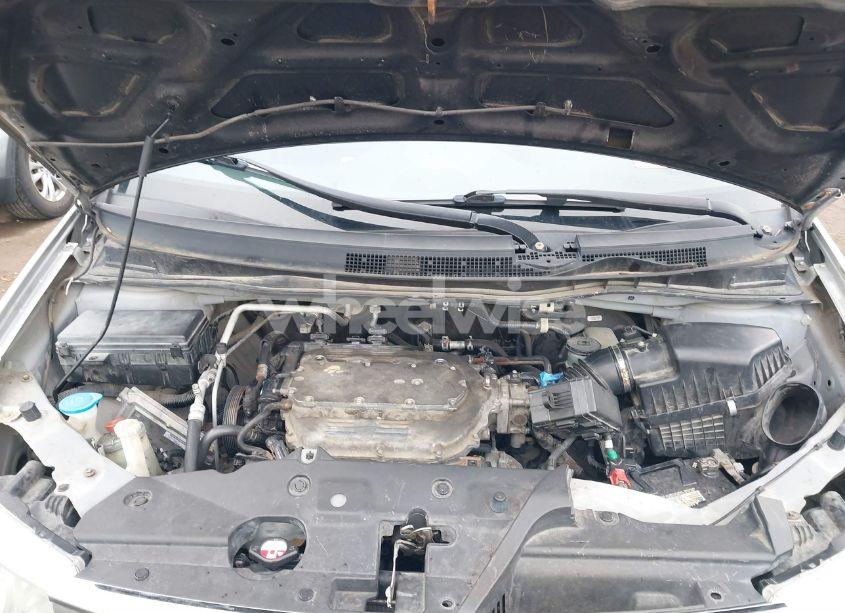 Photo 10 of 2011 Honda Odyssey TOURING/TOURING ELITE (VIN 5FNRL5H99BB003482)