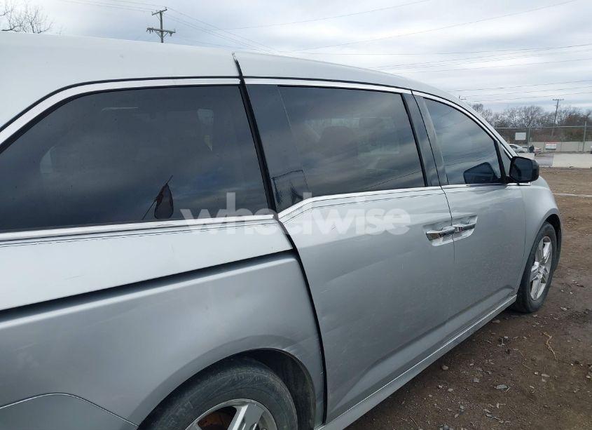 Photo 6 of 2011 Honda Odyssey TOURING/TOURING ELITE (VIN 5FNRL5H99BB003482)