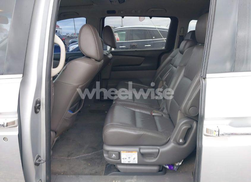 Photo 8 of 2011 Honda Odyssey TOURING/TOURING ELITE (VIN 5FNRL5H99BB003482)