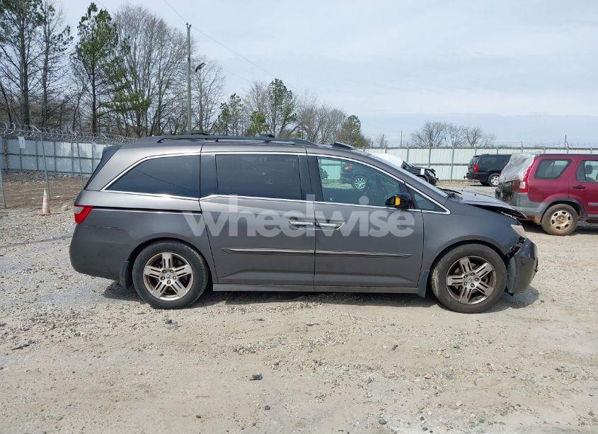 Photo 13 of 2011 Honda Odyssey TOURING/TOURING ELITE (VIN 5FNRL5H99BB004308)