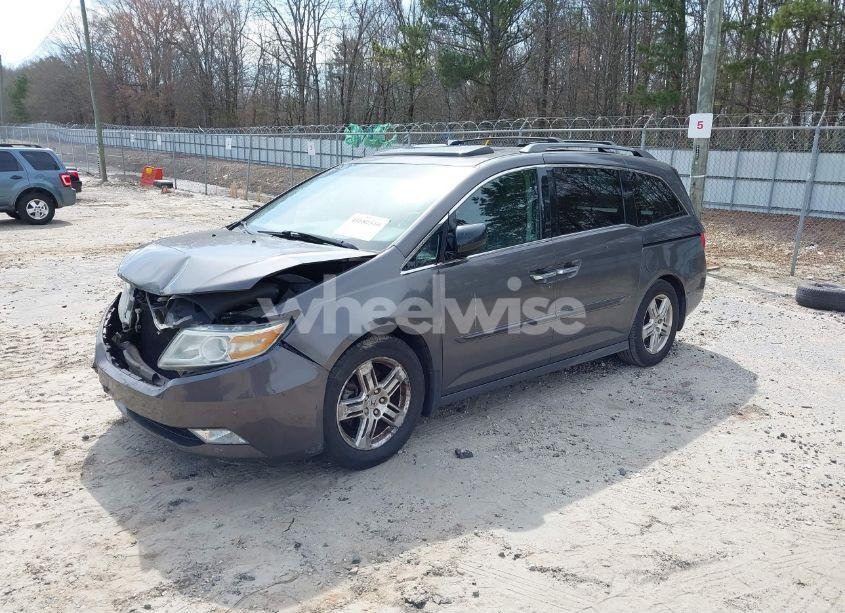 Photo 2 of 2011 Honda Odyssey TOURING/TOURING ELITE (VIN 5FNRL5H99BB004308)