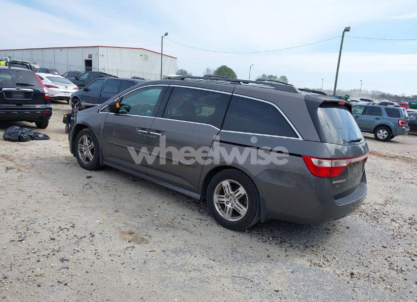 Photo 3 of 2011 Honda Odyssey TOURING/TOURING ELITE (VIN 5FNRL5H99BB004308)