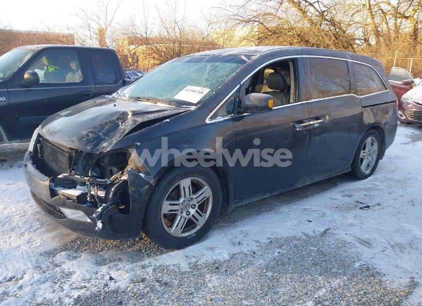 Photo 2 of 2011 Honda Odyssey TOURING/TOURING ELITE (VIN 5FNRL5H99BB018418)