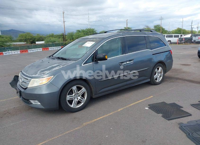 Photo 2 of 2011 Honda Odyssey TOURING/TOURING ELITE (VIN 5FNRL5H99BB036546)