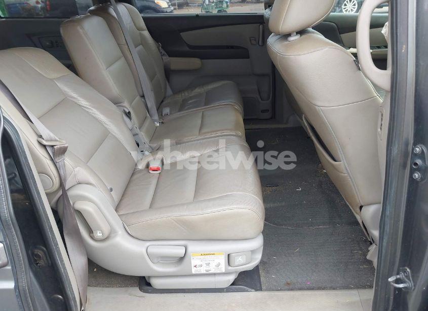 Photo 8 of 2011 Honda Odyssey TOURING/TOURING ELITE (VIN 5FNRL5H99BB036546)