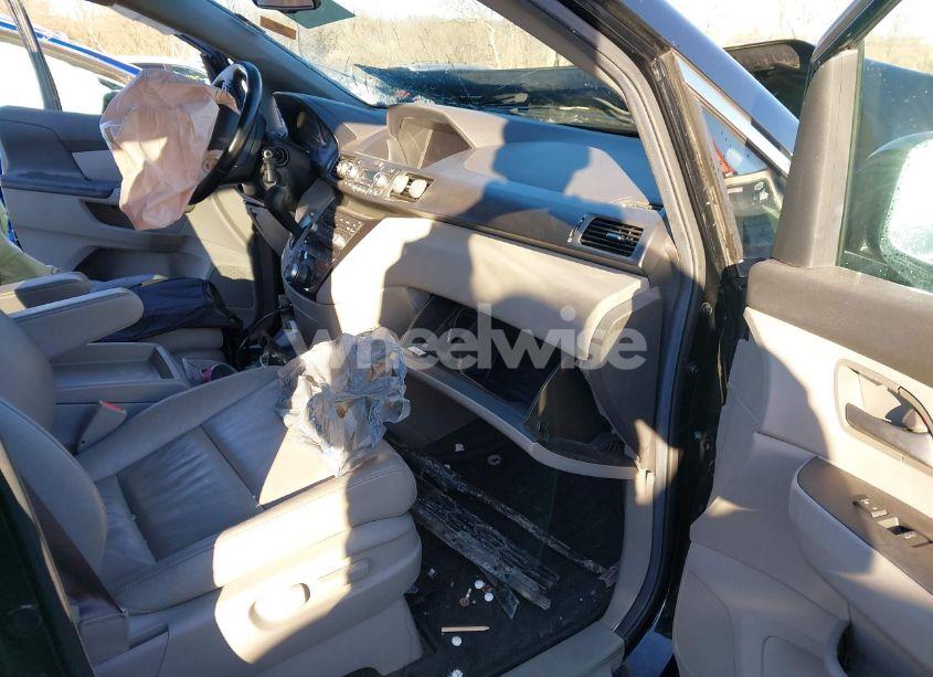 Photo 5 of 2011 Honda Odyssey TOURING/TOURING ELITE (VIN 5FNRL5H99BB078800)