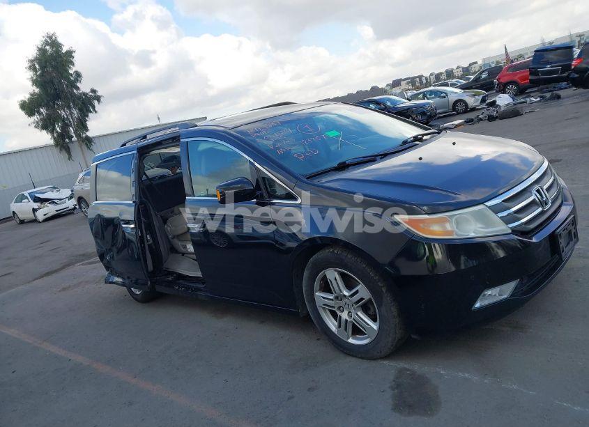 Photo 14 of 2011 Honda Odyssey TOURING/TOURING ELITE (VIN 5FNRL5H99BB089876)