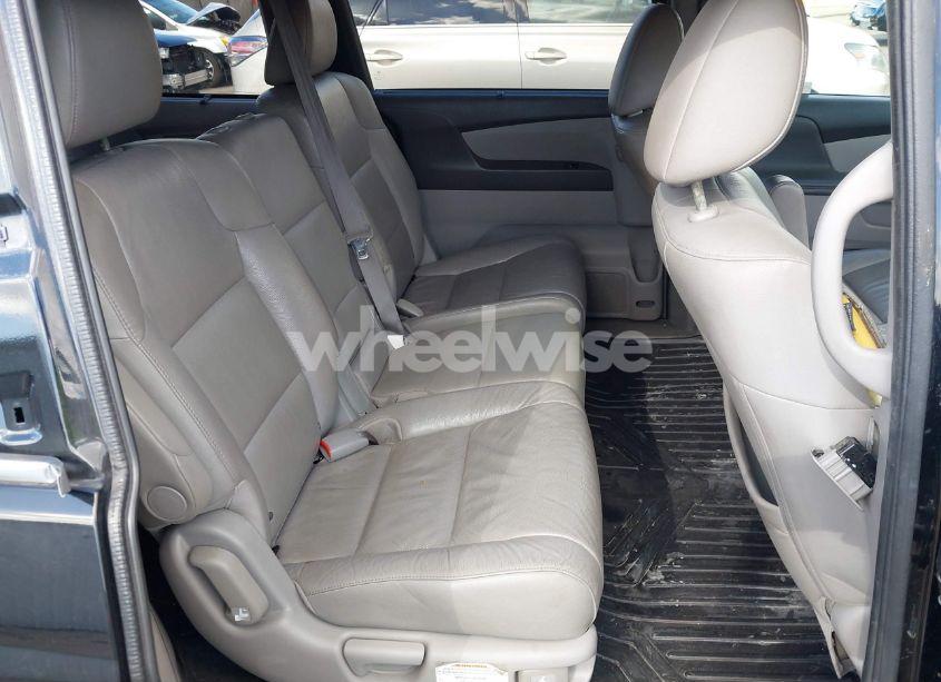 Photo 8 of 2011 Honda Odyssey TOURING/TOURING ELITE (VIN 5FNRL5H99BB089876)