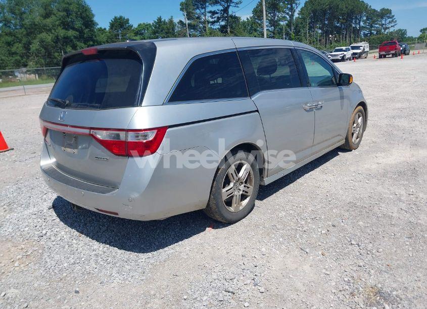 Photo 4 of 2012 Honda Odyssey TOURING/TOURING ELITE (VIN 5FNRL5H99CB008201)