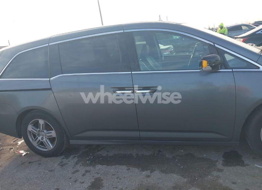 Photo 13 of 2012 Honda Odyssey TOURING/TOURING ELITE (VIN 5FNRL5H99CB033289)