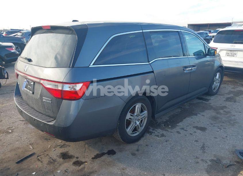 Photo 4 of 2012 Honda Odyssey TOURING/TOURING ELITE (VIN 5FNRL5H99CB033289)