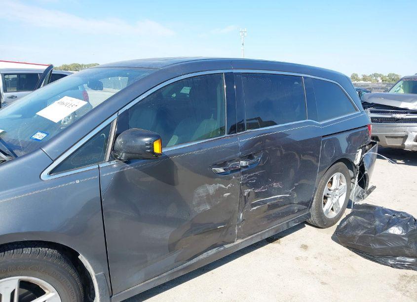 Photo 6 of 2013 Honda Odyssey TOURING/TOURING ELITE (VIN 5FNRL5H99DB010287)