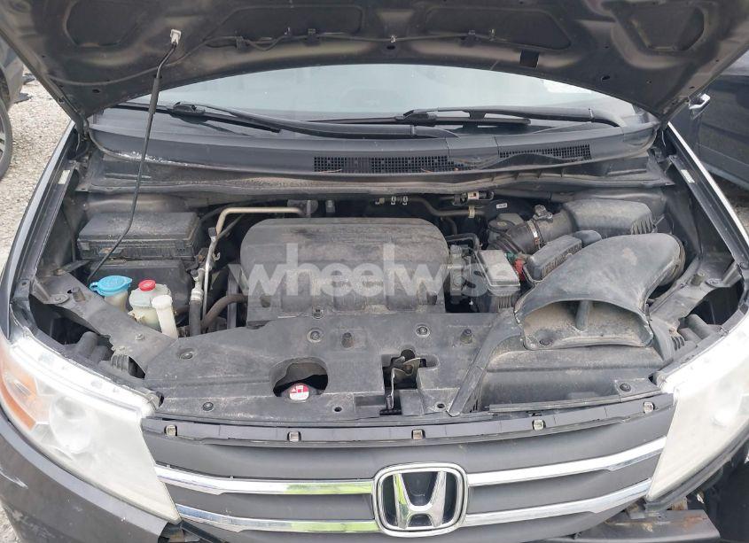 Photo 10 of 2013 Honda Odyssey TOURING/TOURING ELITE (VIN 5FNRL5H99DB045640)