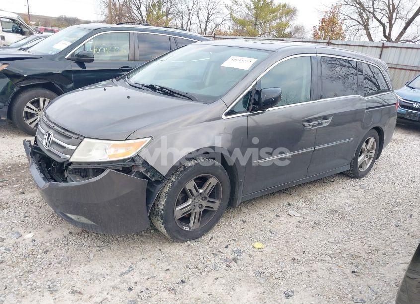 Photo 2 of 2013 Honda Odyssey TOURING/TOURING ELITE (VIN 5FNRL5H99DB045640)