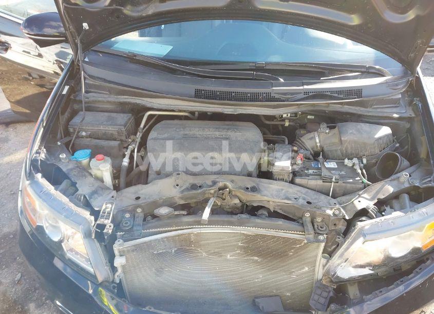 Photo 10 of 2016 Honda Odyssey TOURING/TOURING ELITE (VIN 5FNRL5H99GB045268)