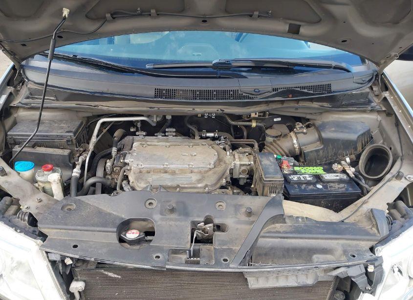 Photo 10 of 2011 Honda Odyssey TOURING/TOURING ELITE (VIN 5FNRL5H9XBB005791)