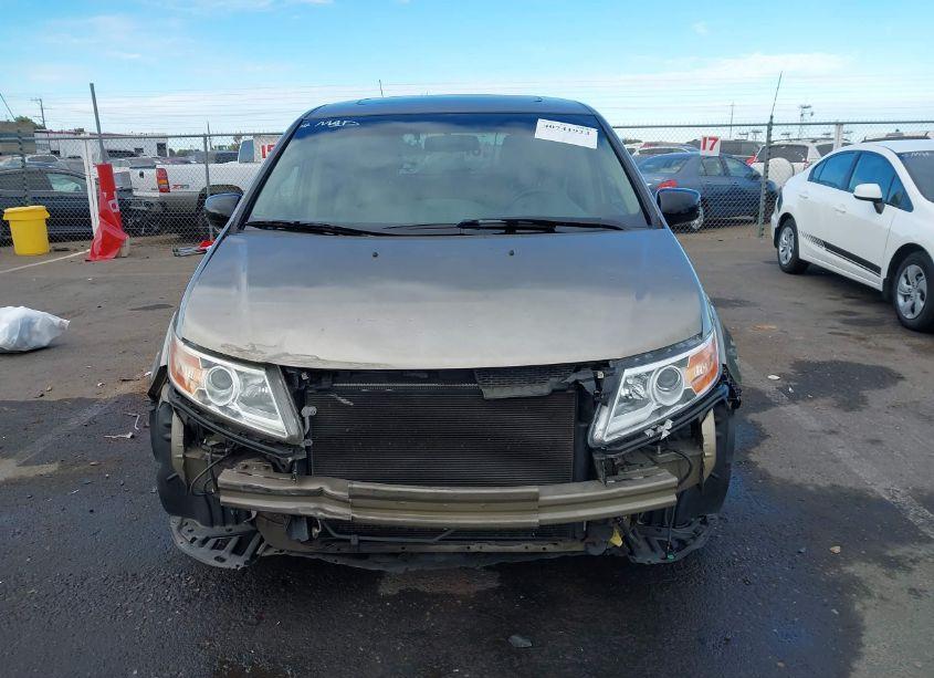 Photo 13 of 2011 Honda Odyssey TOURING/TOURING ELITE (VIN 5FNRL5H9XBB005791)