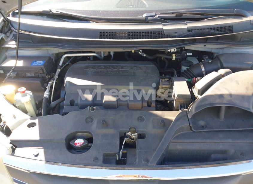 Photo 10 of 2011 Honda Odyssey TOURING/TOURING ELITE (VIN 5FNRL5H9XBB012899)