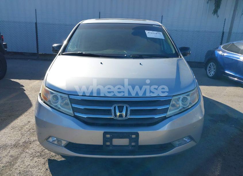 Photo 12 of 2011 Honda Odyssey TOURING/TOURING ELITE (VIN 5FNRL5H9XBB012899)