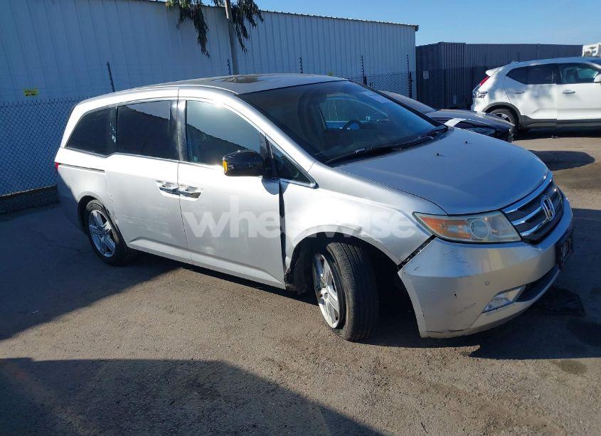 Photo 6 of 2011 Honda Odyssey TOURING/TOURING ELITE (VIN 5FNRL5H9XBB012899)