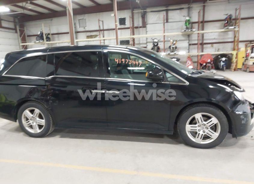 Photo 13 of 2011 Honda Odyssey TOURING/TOURING ELITE (VIN 5FNRL5H9XBB055008)
