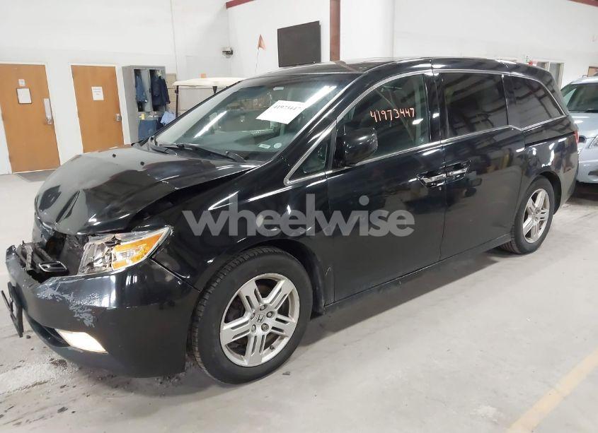 Photo 2 of 2011 Honda Odyssey TOURING/TOURING ELITE (VIN 5FNRL5H9XBB055008)