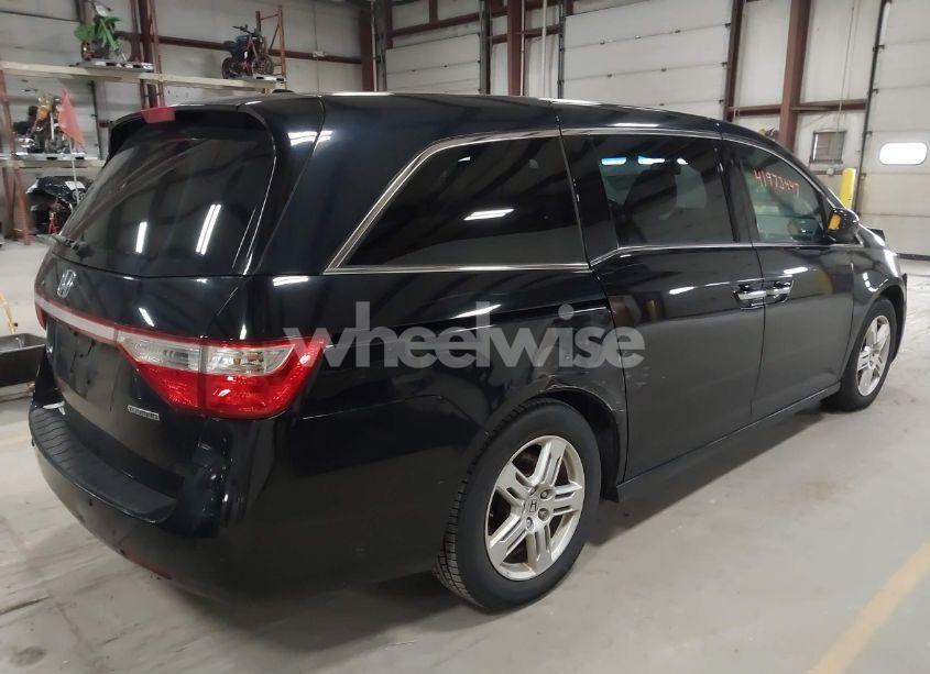 Photo 4 of 2011 Honda Odyssey TOURING/TOURING ELITE (VIN 5FNRL5H9XBB055008)