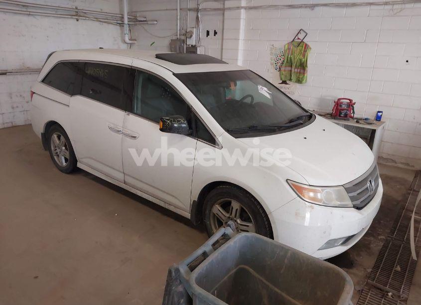 2011 Honda Odyssey TOURING/TOURING ELITE (VIN 5FNRL5H9XBB057468) main photo