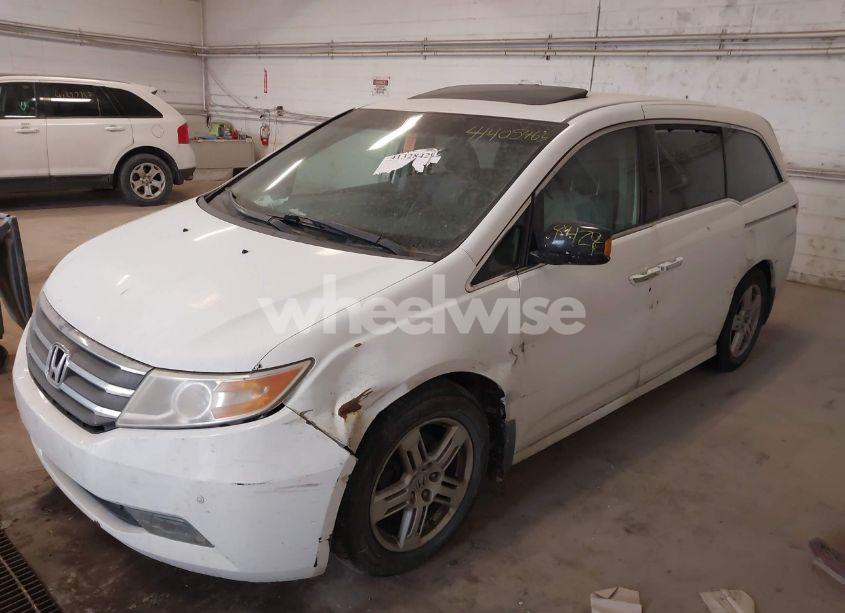 Photo 6 of 2011 Honda Odyssey TOURING/TOURING ELITE (VIN 5FNRL5H9XBB057468)