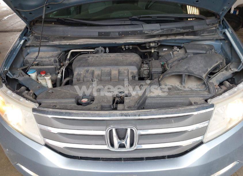 Photo 10 of 2011 Honda Odyssey TOURING/TOURING ELITE (VIN 5FNRL5H9XBB081303)