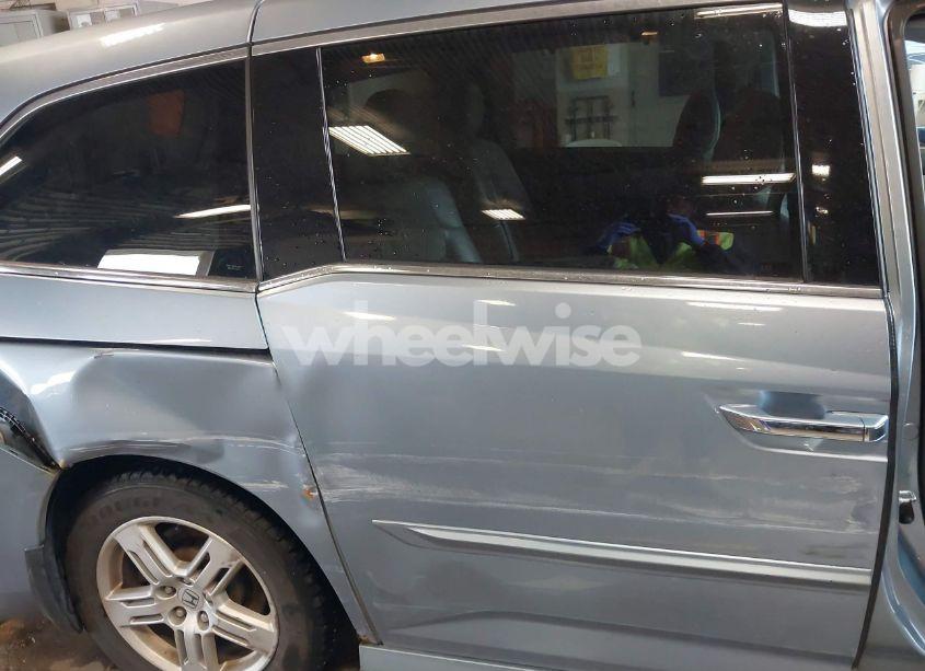 Photo 8 of 2011 Honda Odyssey TOURING/TOURING ELITE (VIN 5FNRL5H9XBB081303)