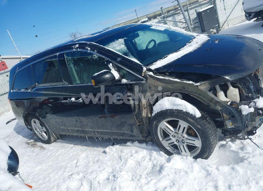 Photo 14 of 2011 Honda Odyssey TOURING/TOURING ELITE (VIN 5FNRL5H9XBB507507)