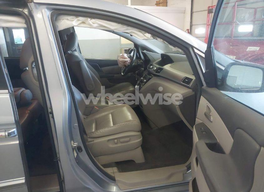 Photo 5 of 2012 Honda Odyssey TOURING/TOURING ELITE (VIN 5FNRL5H9XCB022110)