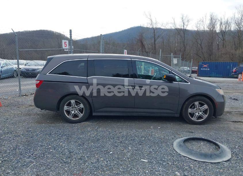 Photo 13 of 2012 Honda Odyssey TOURING/TOURING ELITE (VIN 5FNRL5H9XCB027856)