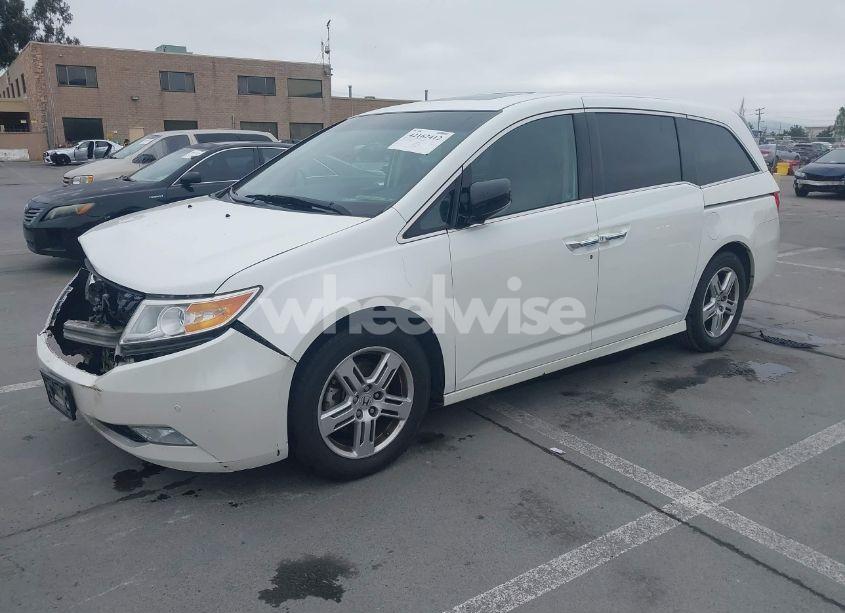 Photo 2 of 2012 Honda Odyssey TOURING/TOURING ELITE (VIN 5FNRL5H9XCB034435)