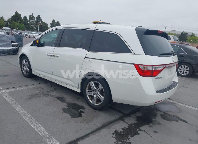 Photo 3 of 2012 Honda Odyssey TOURING/TOURING ELITE (VIN 5FNRL5H9XCB034435)