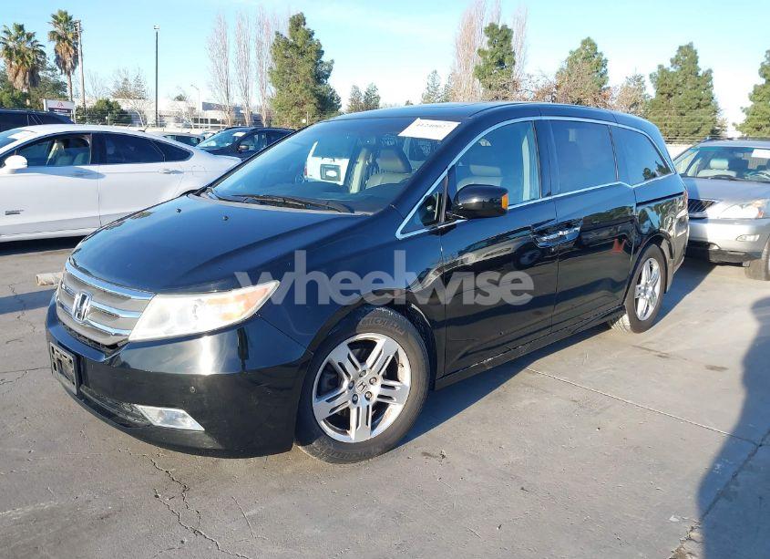Photo 2 of 2012 Honda Odyssey TOURING/TOURING ELITE (VIN 5FNRL5H9XCB061330)