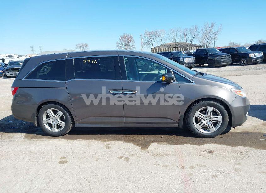 Photo 13 of 2012 Honda Odyssey TOURING/TOURING ELITE (VIN 5FNRL5H9XCB077351)