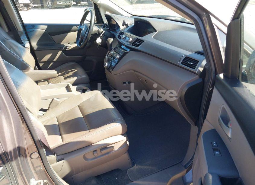 Photo 5 of 2012 Honda Odyssey TOURING/TOURING ELITE (VIN 5FNRL5H9XCB077351)