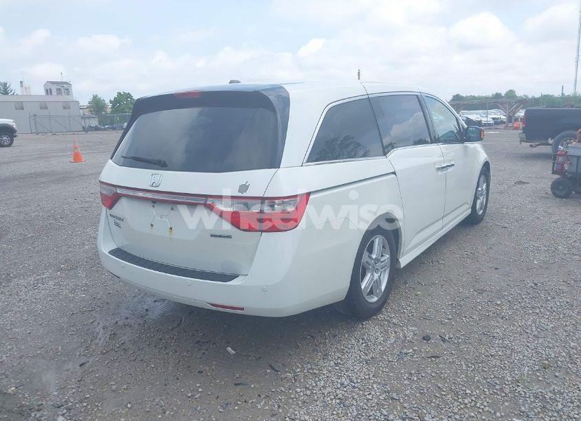 Photo 4 of 2013 Honda Odyssey TOURING/TOURING ELITE (VIN 5FNRL5H9XDB049390)